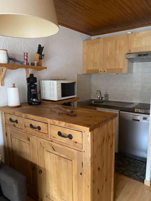 Grand Studio De 36M2 Avec Alcove, Situe Au Centre. Apartment Лес дьо Алпс Екстериор снимка