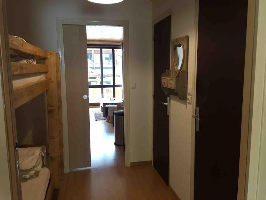 Grand Studio De 36M2 Avec Alcove, Situe Au Centre. Apartment Лес дьо Алпс Екстериор снимка